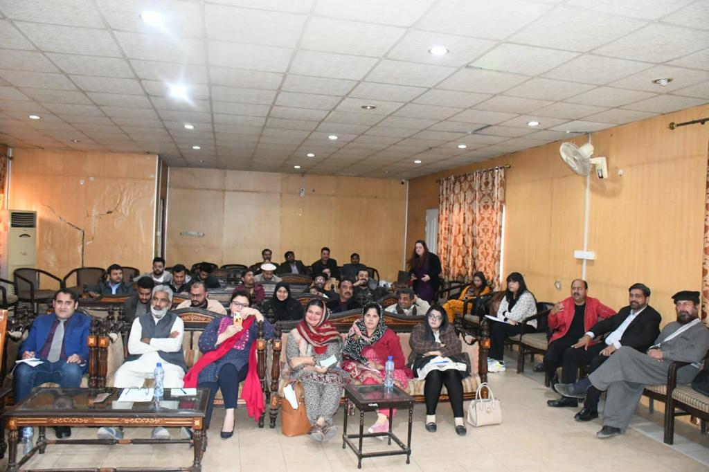 Journalist Empowerment Spurs Pluralism