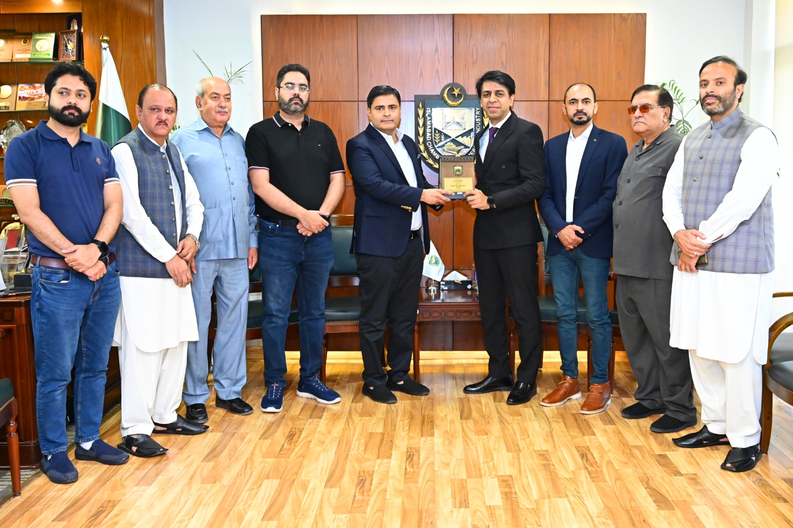 RCCI) and Islamabad Chamber of Commerce and Industries (ICCI) have reaffirmed their commitment to collaborating on resolving the issues faced by the business community in the twin cities. 